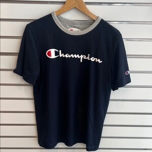 Champion Men's Navy Mesh T-Shirt - Small - Excellent Pre Owned Condition